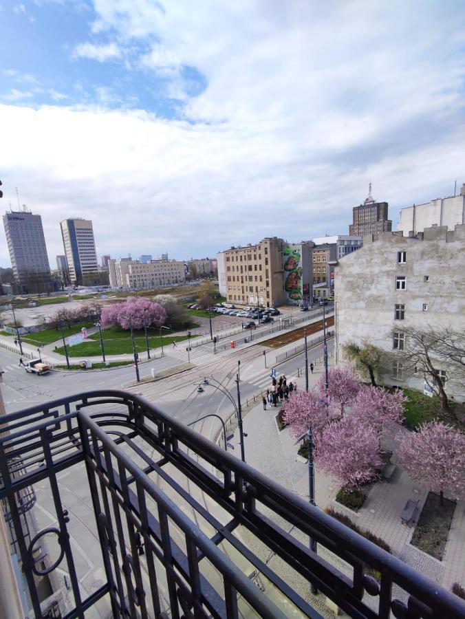 Apartament Palacowy Polonia Z Miejscem Parkingowym Лодз Екстериор снимка
